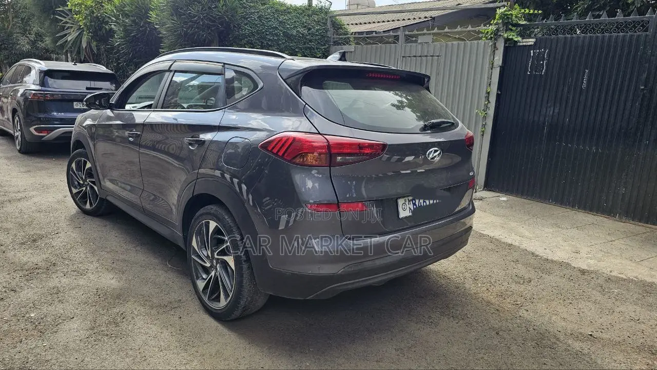 Hyundai Tucson SE AWD 2019 Gray