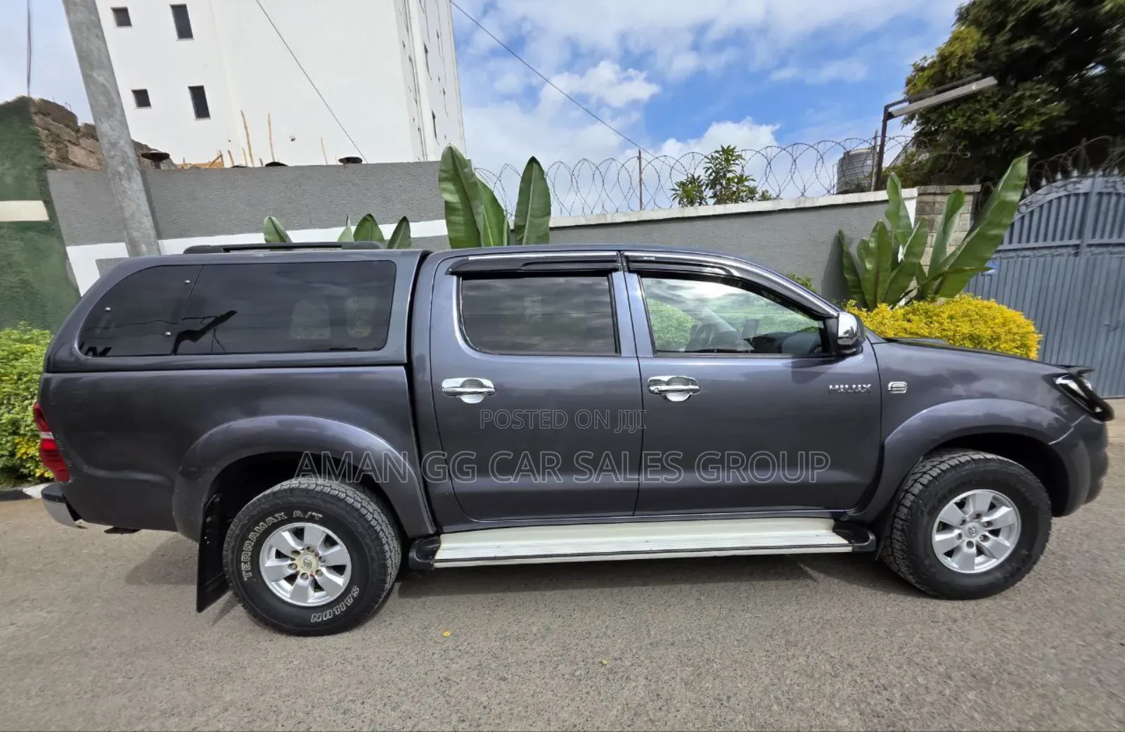 Toyota Hilux 2009 Gray
