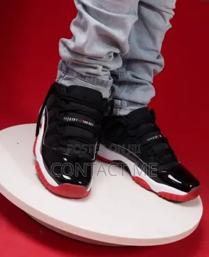 Photo - Air Jordan 11