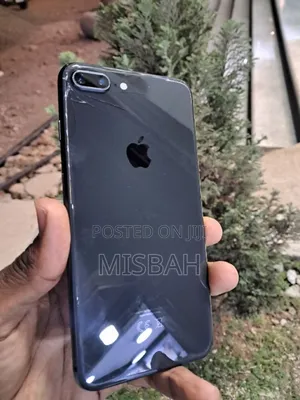 Apple iPhone 8 Plus 64 GB Black