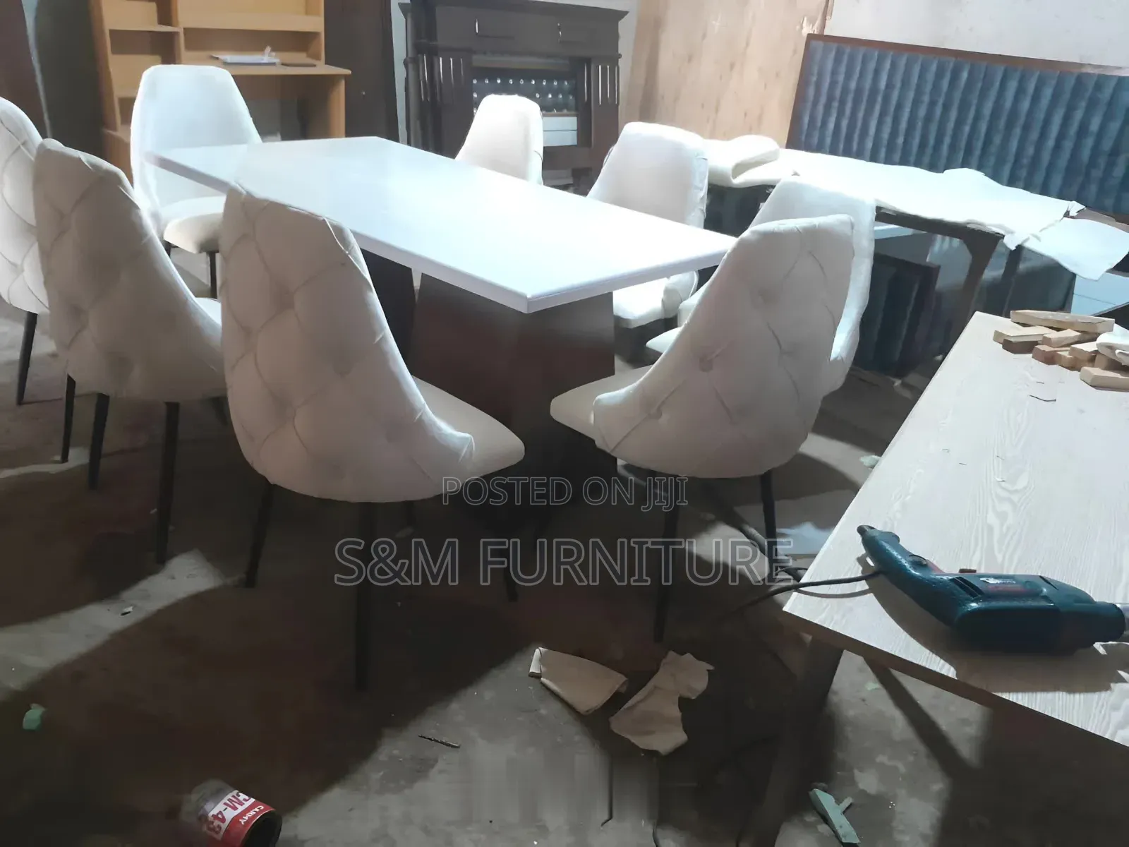 Saltry 8 Seater Dinning Set (የምግብ ጠረጴዛ)