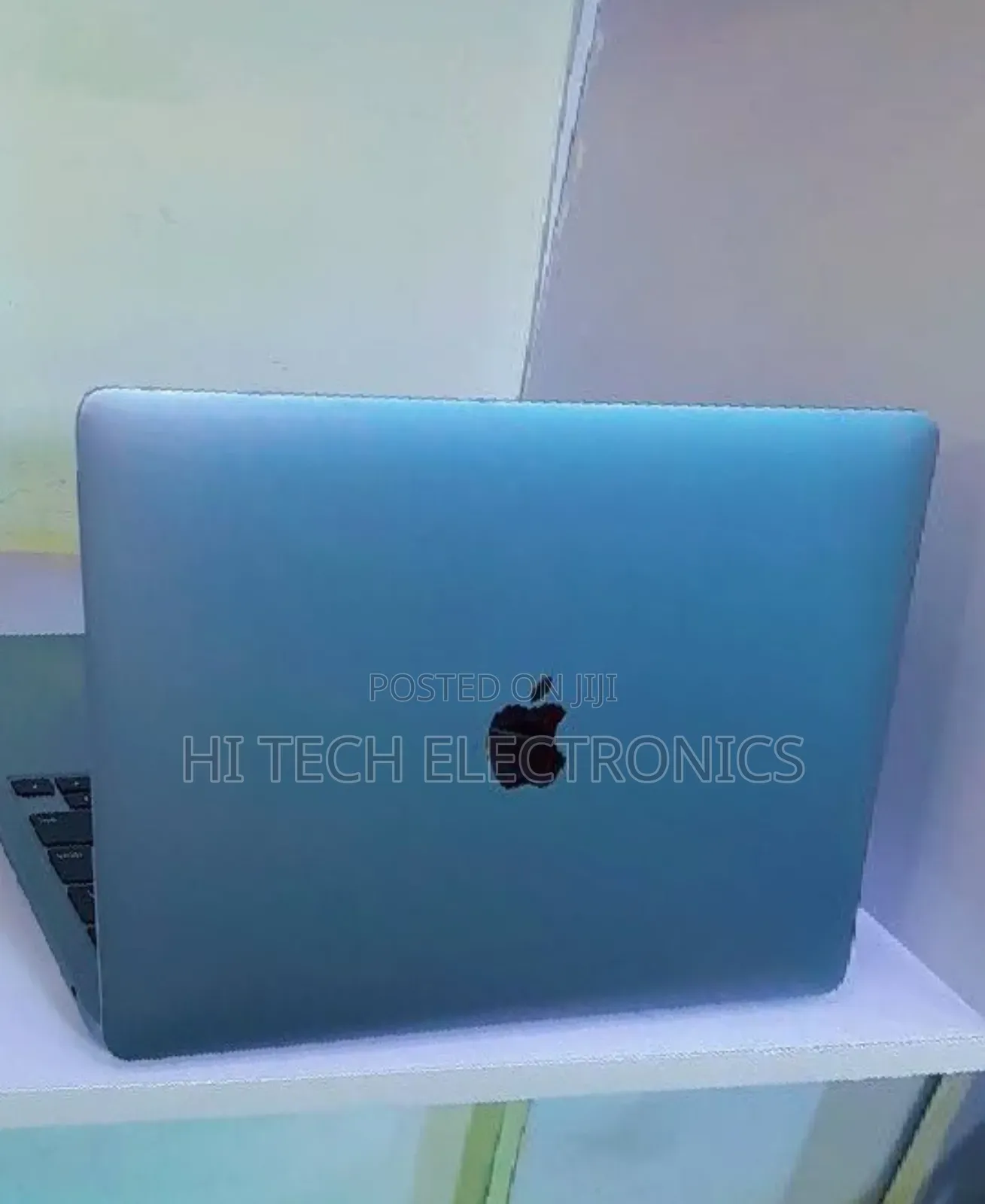 New Laptop Apple MacBook Air 2020 M1 8GB Apple M1 SSD 256GB