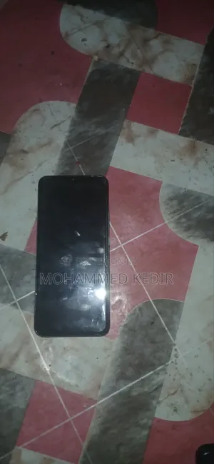 Photo - Infinix Hot 11 64 GB Blue