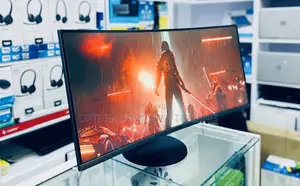 Samsung 32′′ Curved Monitor