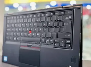 Photo - New Laptop Lenovo ThinkPad Yoga 370 8GB Intel Core I5 SSD 512GB