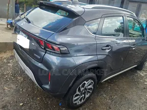 Suzuki Grand Vitara 2025 Gray