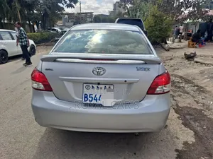 Toyota Belta 2007 Silver