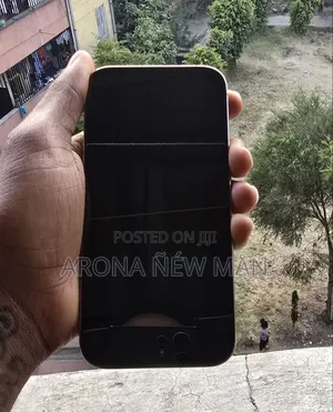 Photo - New Apple iPhone 15 Pro 256 GB Gray