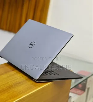 Photo - New Laptop Dell XPS 15 16GB Intel Core I7 SSD 512GB