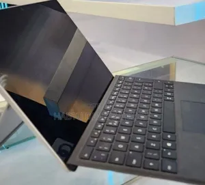 New Laptop Microsoft Surface Pro 7+ 16GB Intel Core I5 SSD 256GB