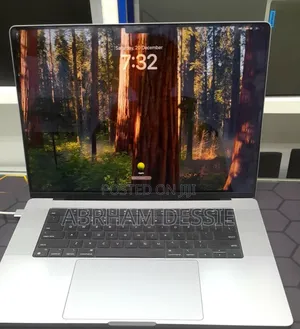 New Laptop Apple MacBook Pro M1 64GB Apple M1 SSD 16 GB