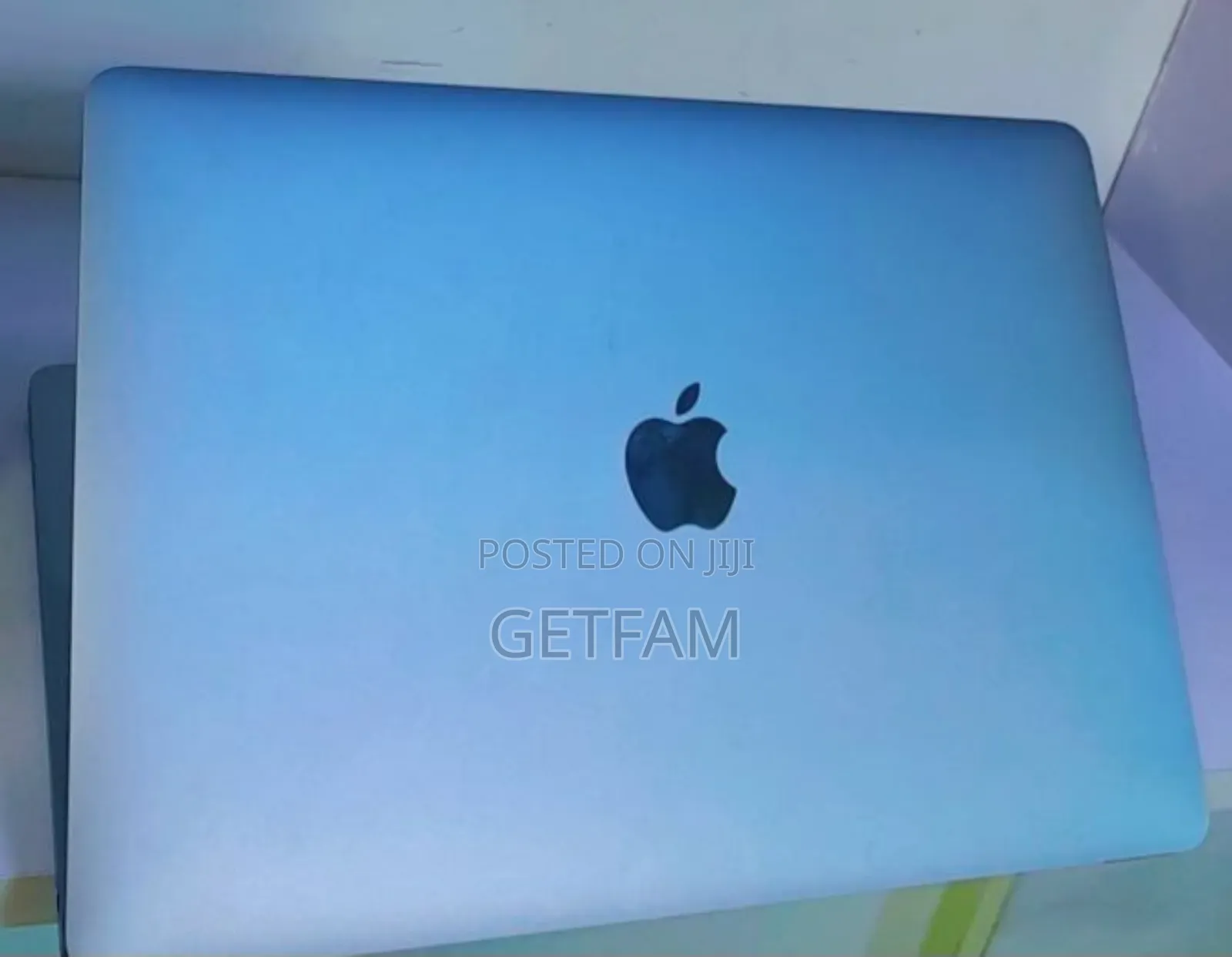 New Laptop Apple MacBook Air 2020 M1 8GB Apple M1 SSD 256GB