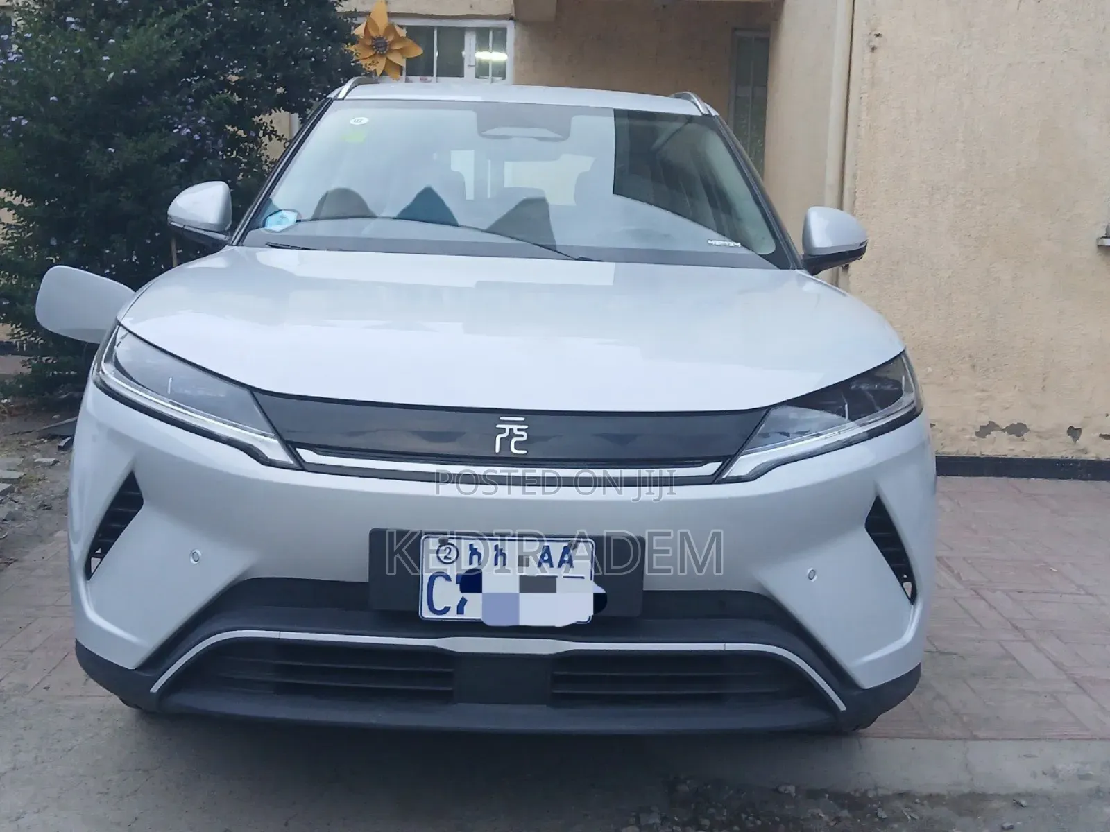 BYD Yuan Up 2025 Silver