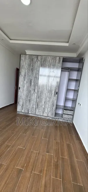 3bdrm Apartment in ፊጋ, Bole for sale