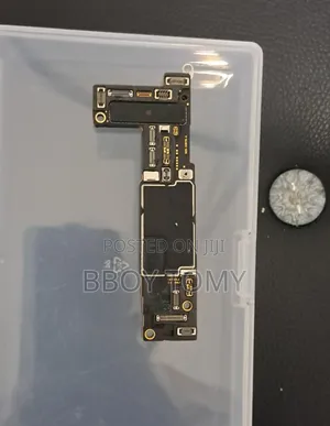 Photo - New Apple iPhone 15 128 GB