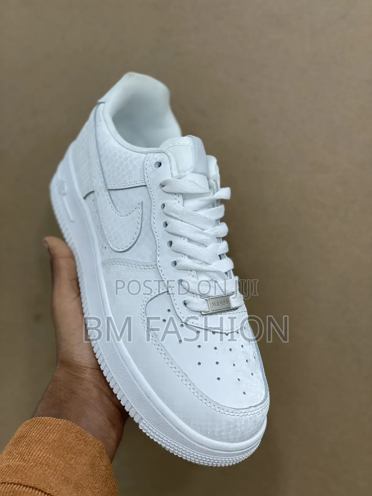 White Nike Af1 (Original Quality): With Free Delivery