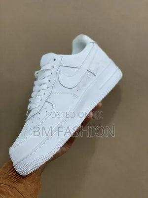 White Nike Af1 (Original Quality): With Free Delivery