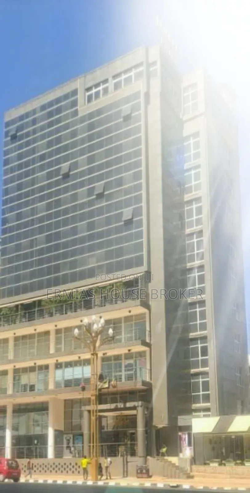 ሚሸጥ ፎቅ G+10 በወር 3ሚሊን ገቢ ያለው