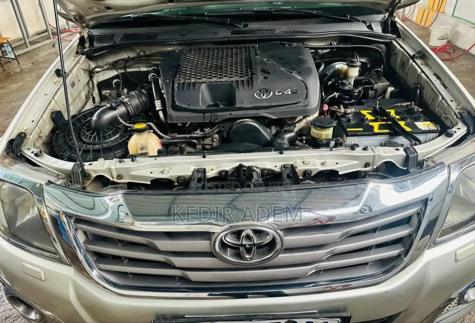 Toyota Hilux 2013 Purple