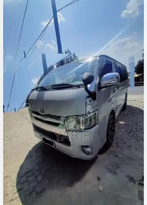 Toyota HiAce 2007 Silver