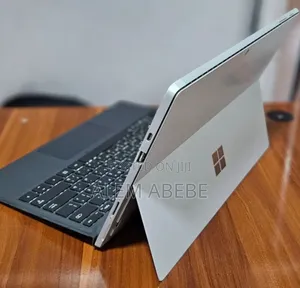 New Laptop Microsoft Surface Pro 7 8GB Intel Core I5 SSD 128GB