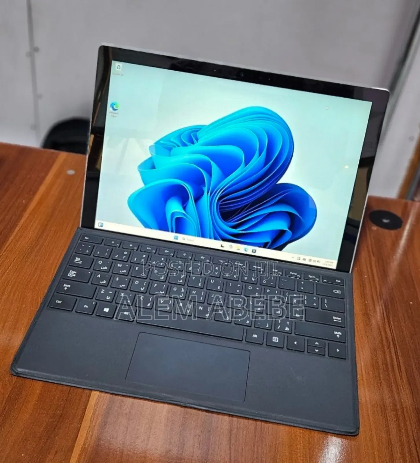 New Laptop Microsoft Surface Pro 7 8GB Intel Core I5 SSD 128GB