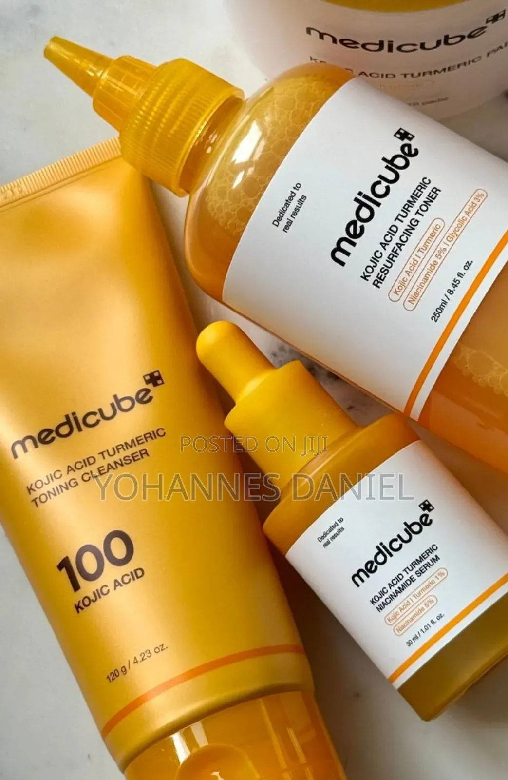 Medicube Kojic Acid Turmeric Niacinamide Serum