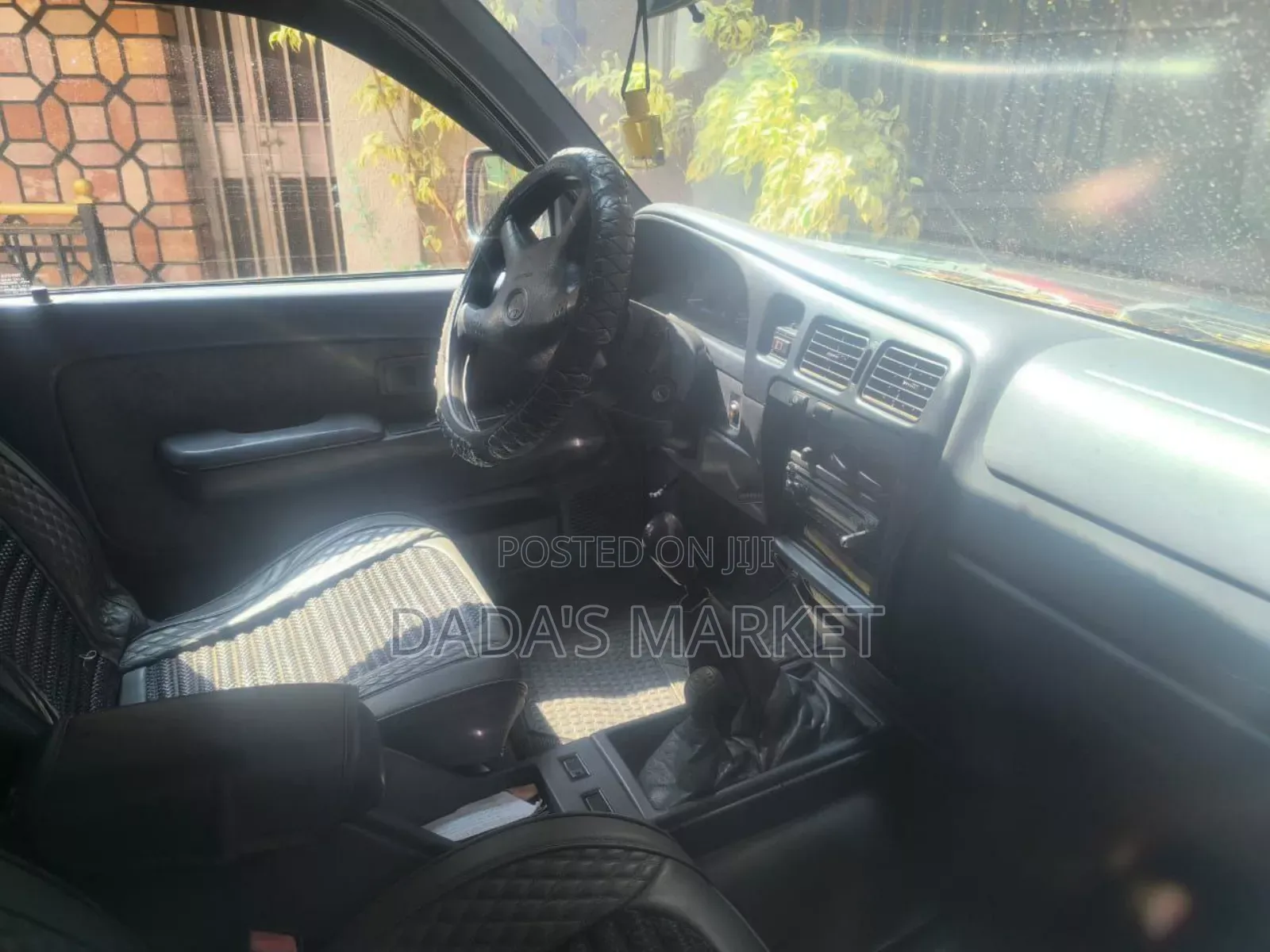 Toyota Hilux 2002 Red