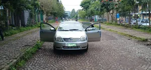 Photo - Toyota Corolla 2001 Gold