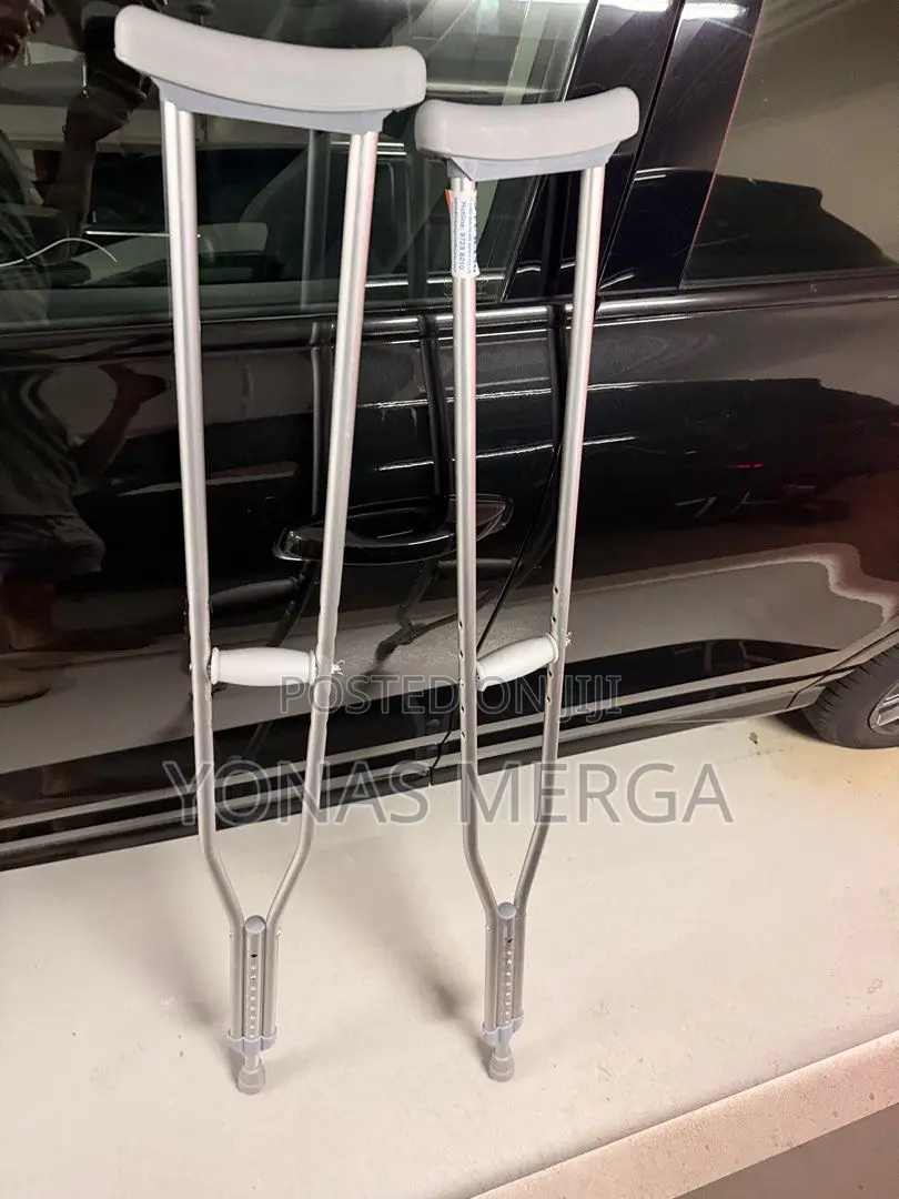 Bariatric Crutches侖皺cruthes//Enable Quick Adjustment. Features