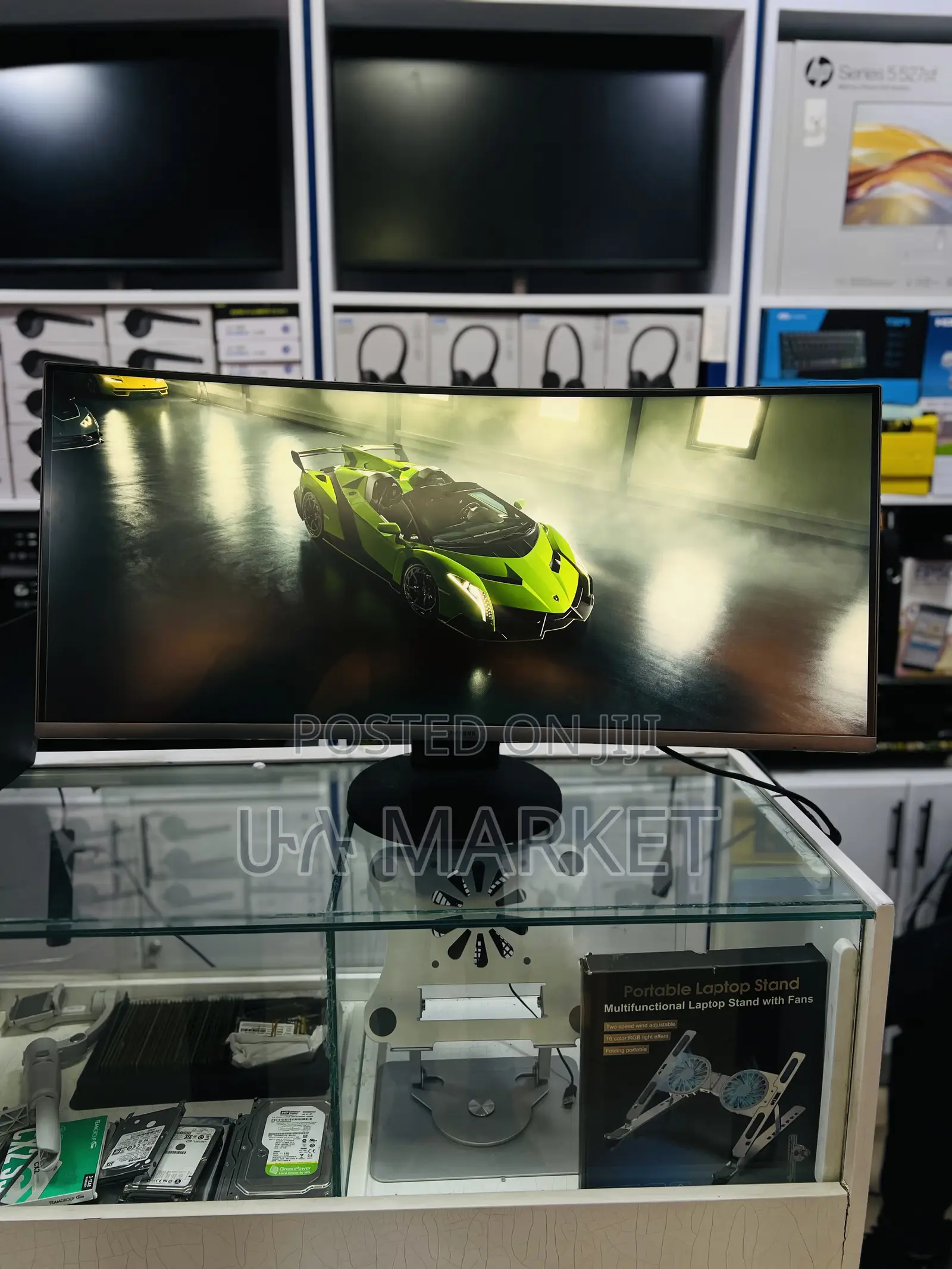 Samsung 32” Curved Monitor