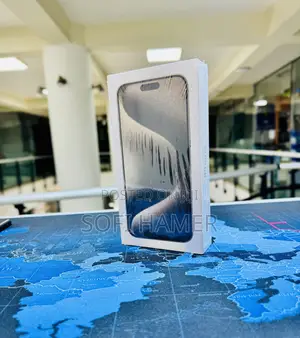 New Apple iPhone 15 Pro Max 256 GB Silver