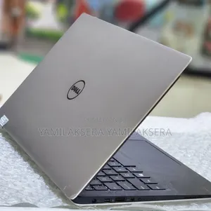 Photo - New Laptop Dell XPS 15 8GB Intel Core I7 SSD 256GB