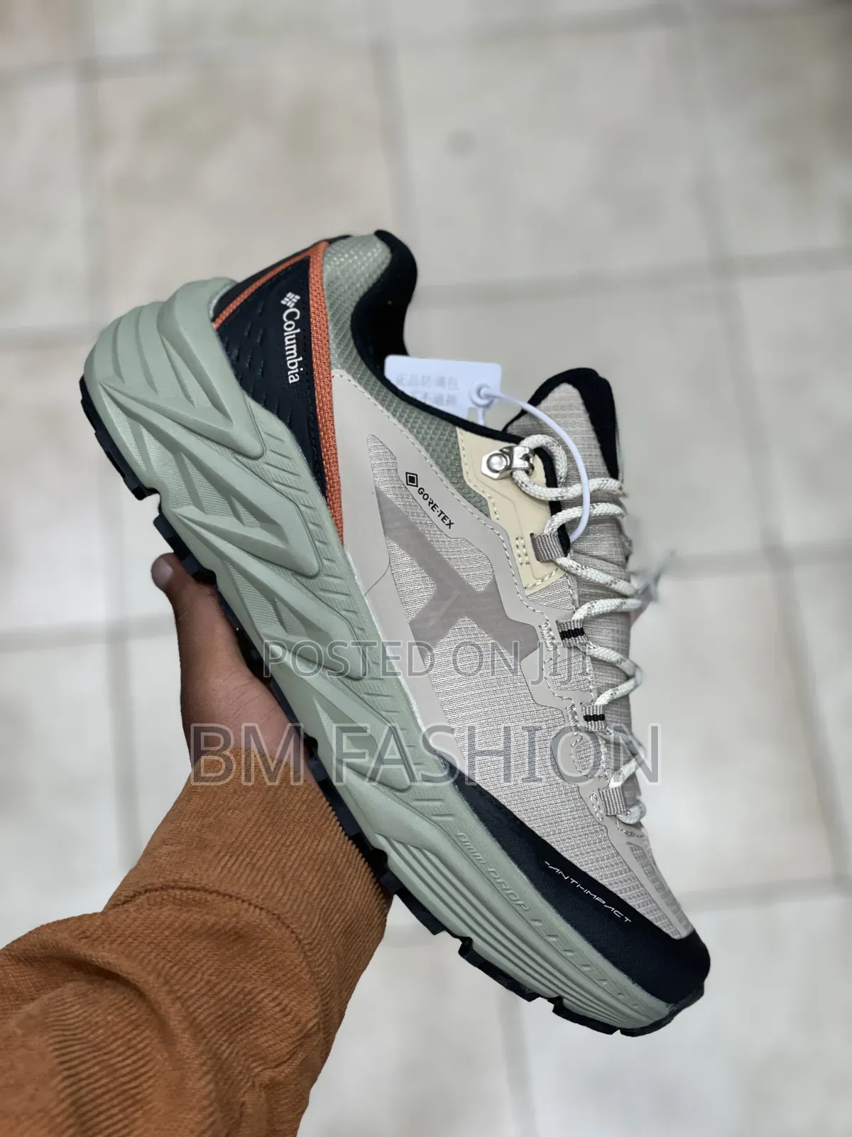 New Columbia Gore-Tex Outdoor Sneakers [Free Delivery ]