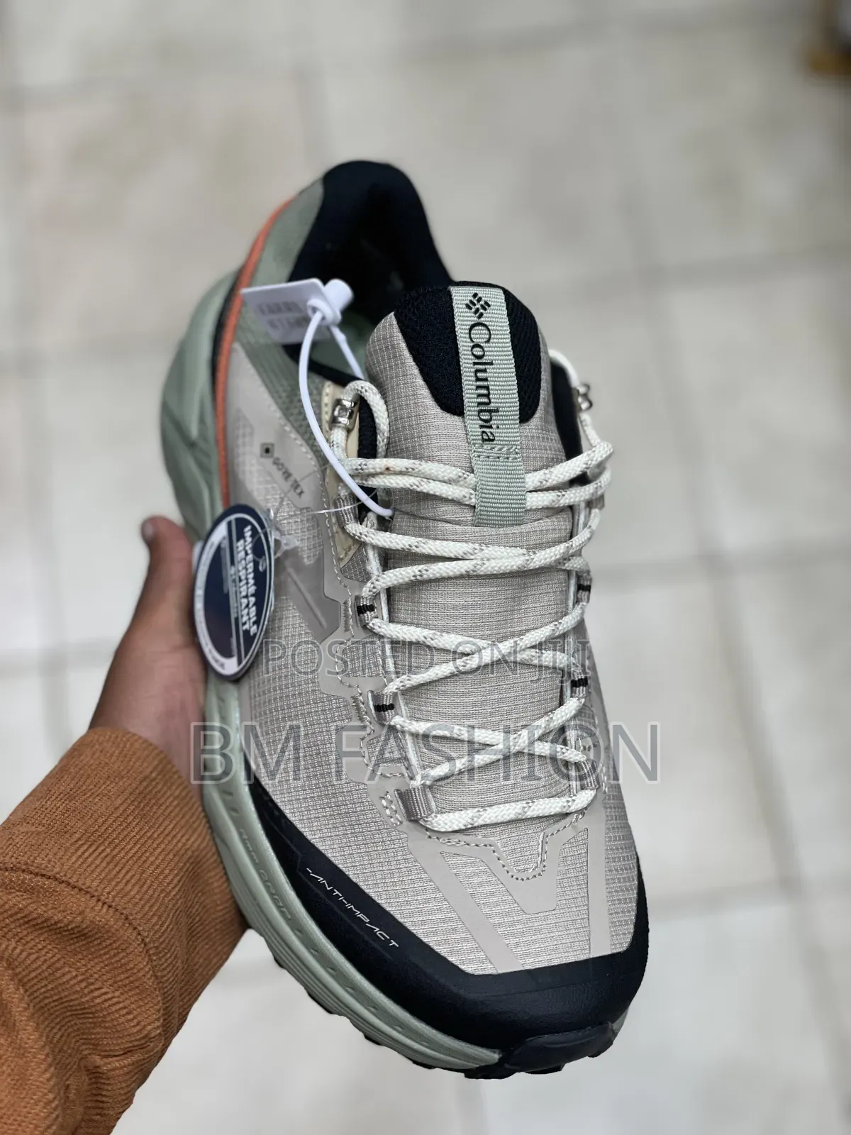 New Columbia Gore-Tex Outdoor Sneakers [Free Delivery ]