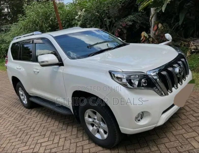 Toyota Land Cruiser Prado 2015 White