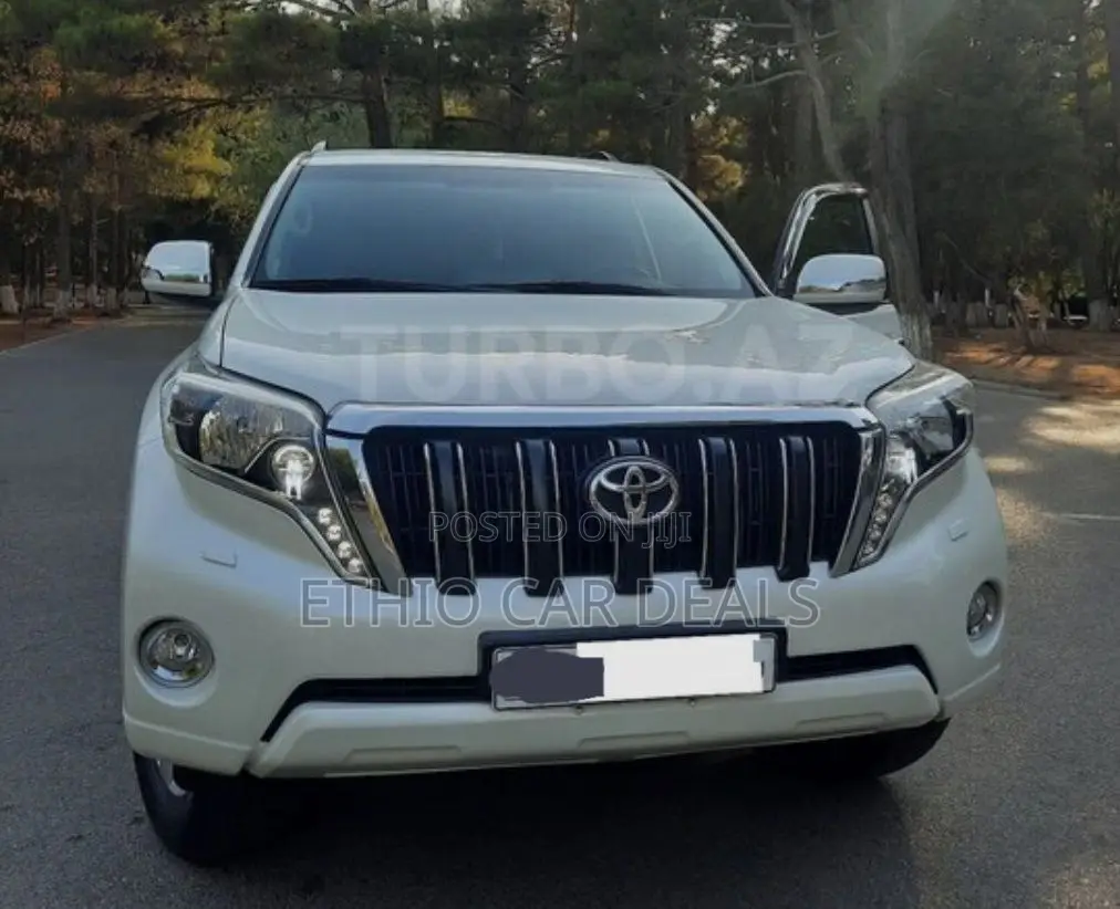 Toyota Land Cruiser Prado 2015 White