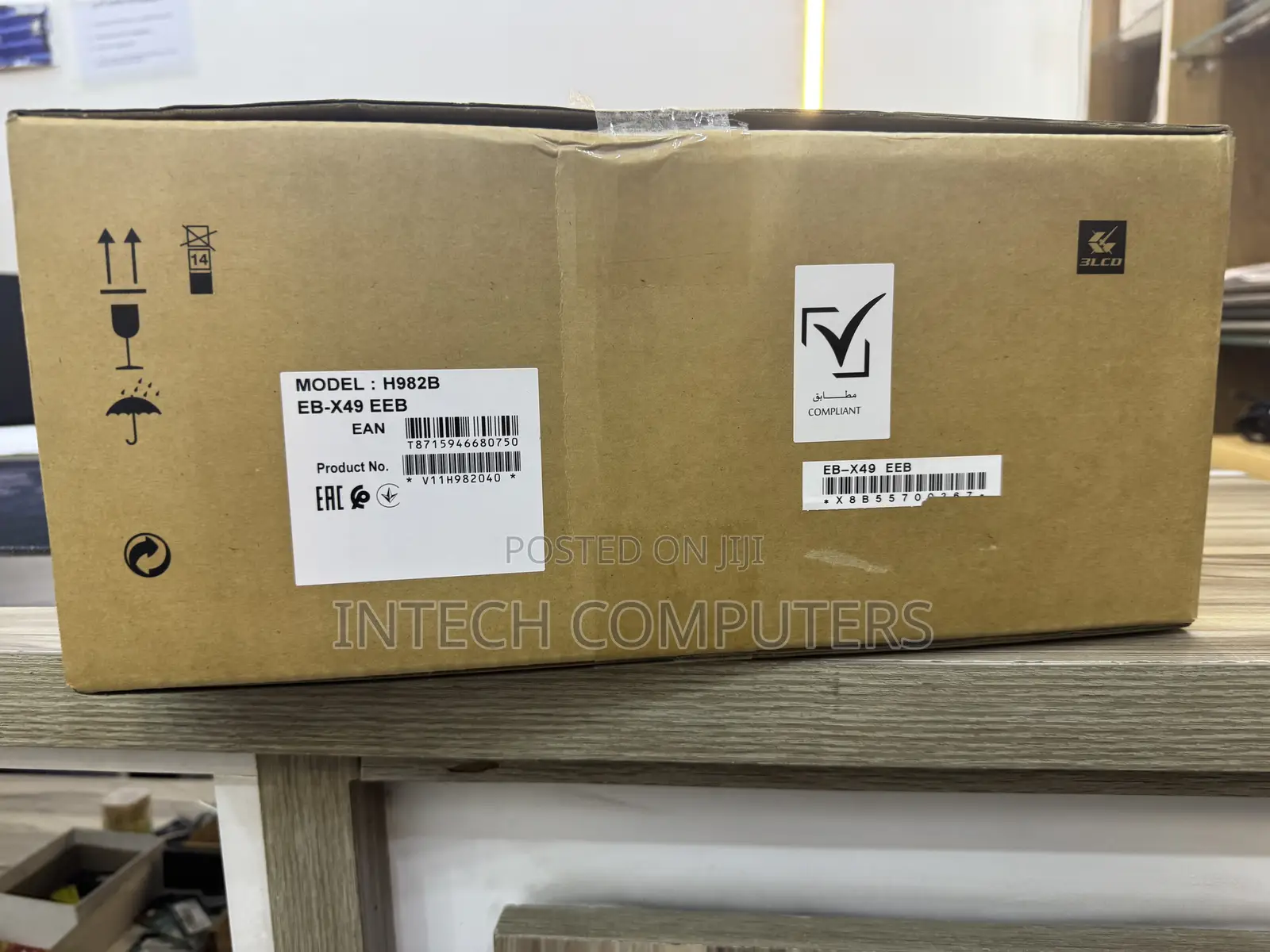 Epson Eb-X49 Projector