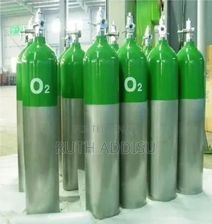 Photo - Brand New Oxygen Cylinder Brand New የኦክሲጅን ሲሊንደር አዲስ ሁሉም ሊትር የተሞላ