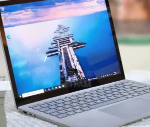 New Laptop Microsoft Surface 16GB Intel Core I7 SSD 256GB