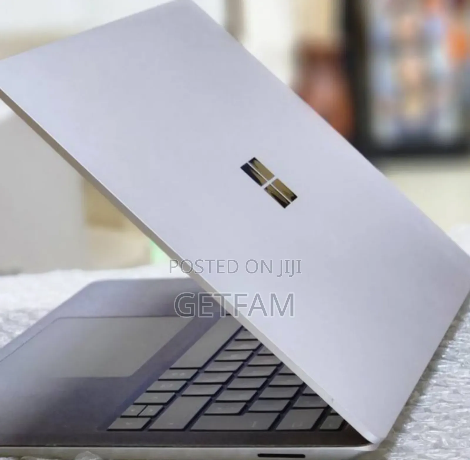 New Laptop Microsoft Surface 16GB Intel Core I7 SSD 256GB