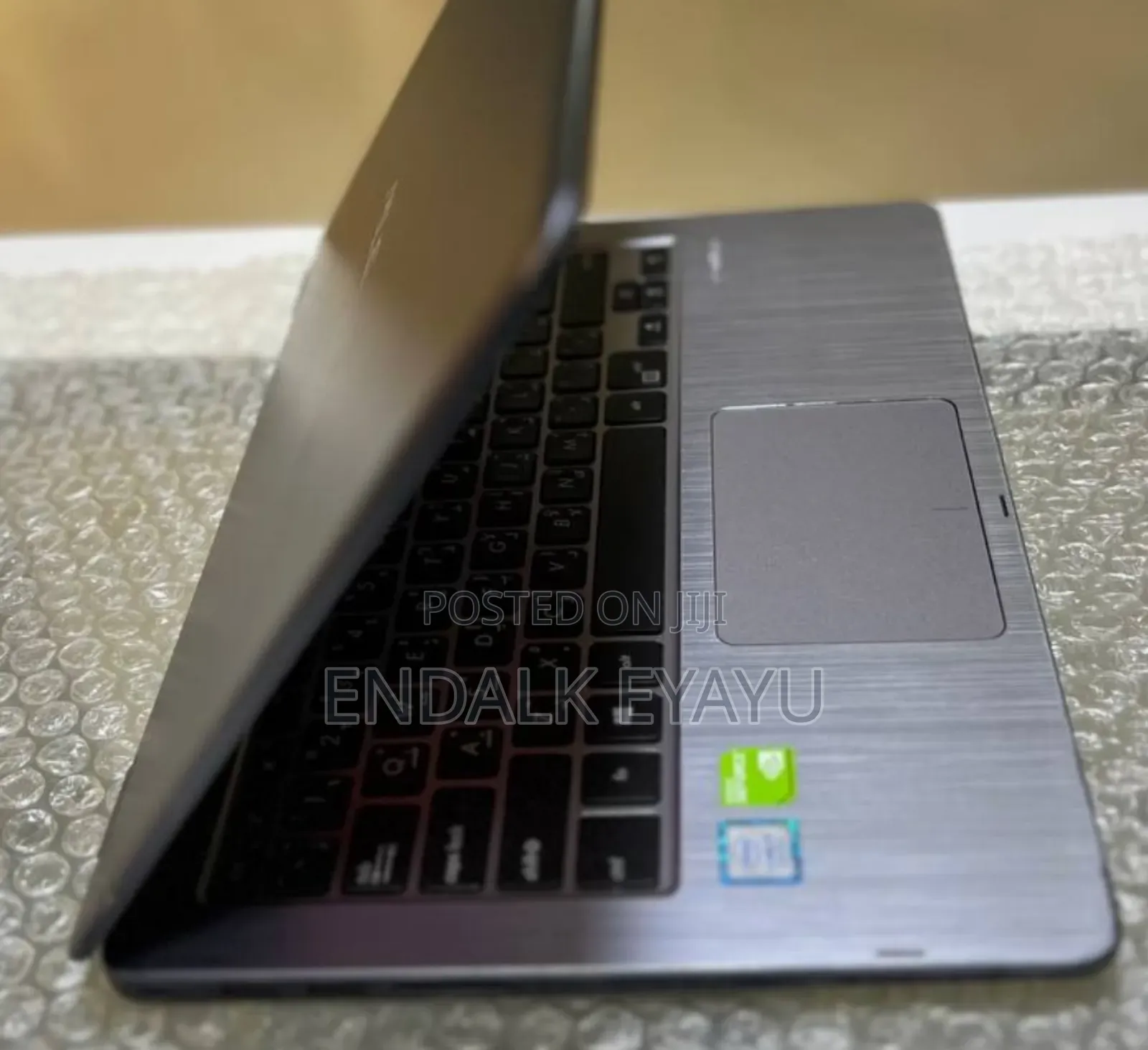 New Laptop Asus VivoBook Flip 14 TP401CA 8GB Intel Core I7 HDD 1T