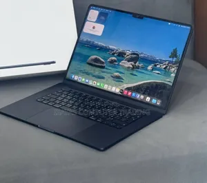 Photo - New Laptop Apple MacBook Air 2022 M2 8GB SSD 256GB