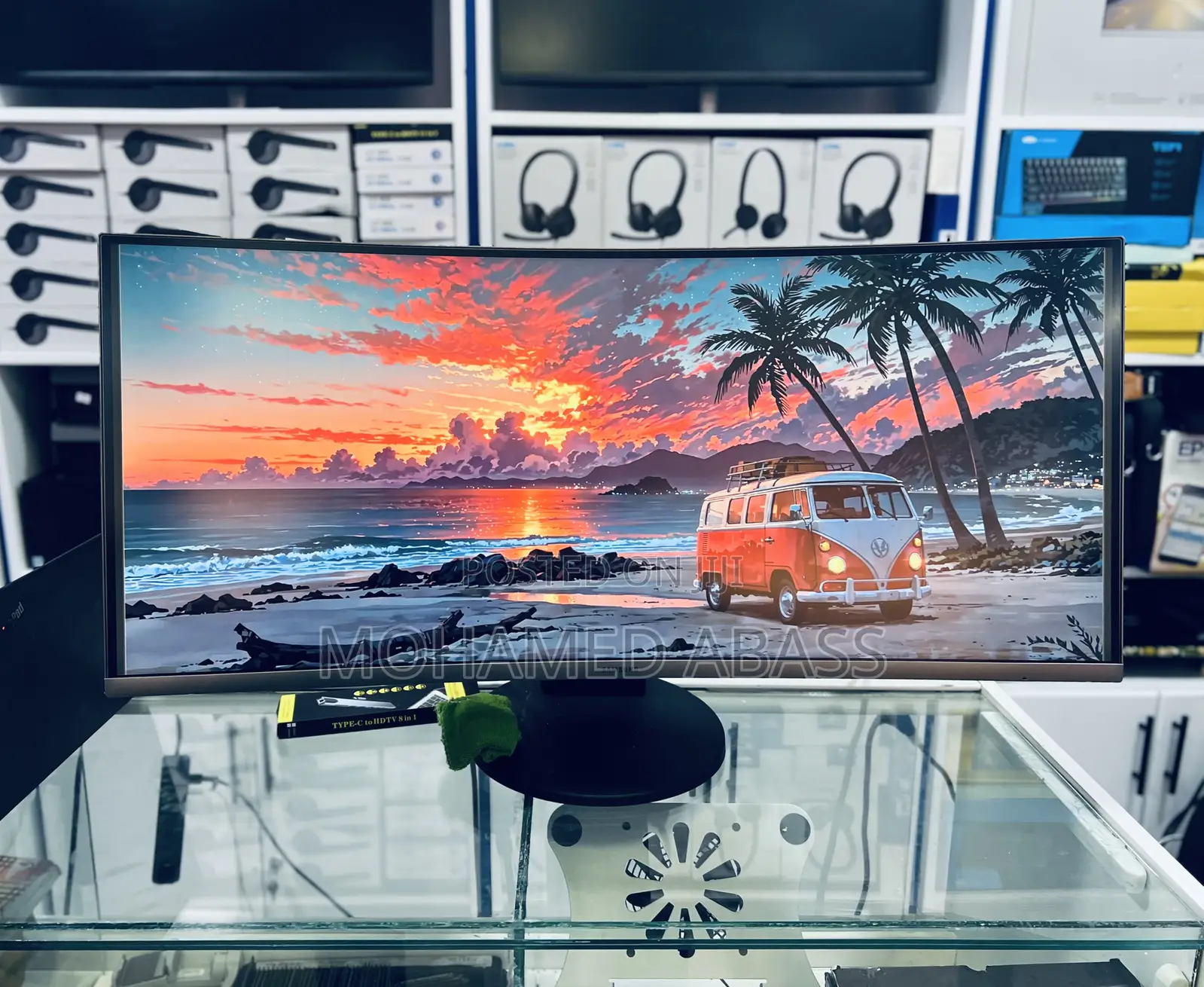 Samsung 32” Curved Monitor