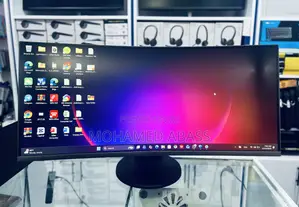 Samsung 32” Curved Monitor
