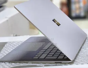 New Laptop Microsoft Surface 16GB Intel Core I7 SSD 256GB