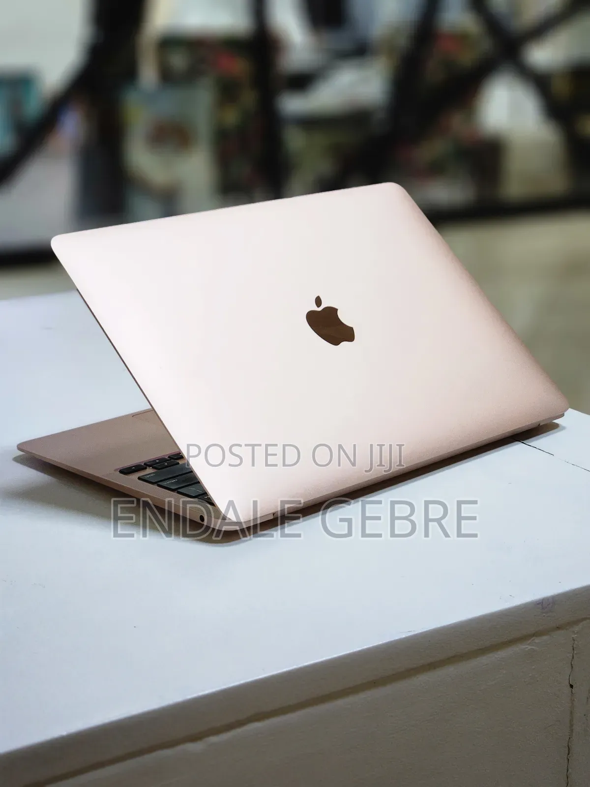 New Laptop Apple MacBook Air 2020 M1 8GB Apple M1 SSD 256GB