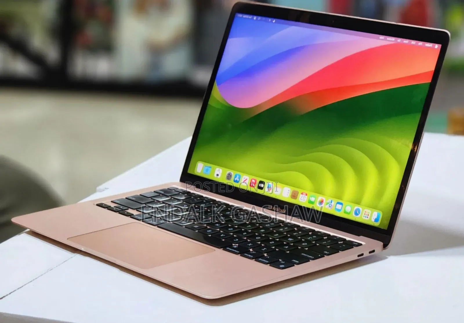 New Laptop Apple MacBook Air 2020 M1 8GB Apple M1 SSD 256GB