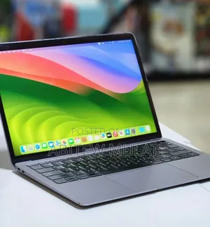 New Laptop Apple MacBook Air 2019 8GB Intel Core i5 SSD 256GB