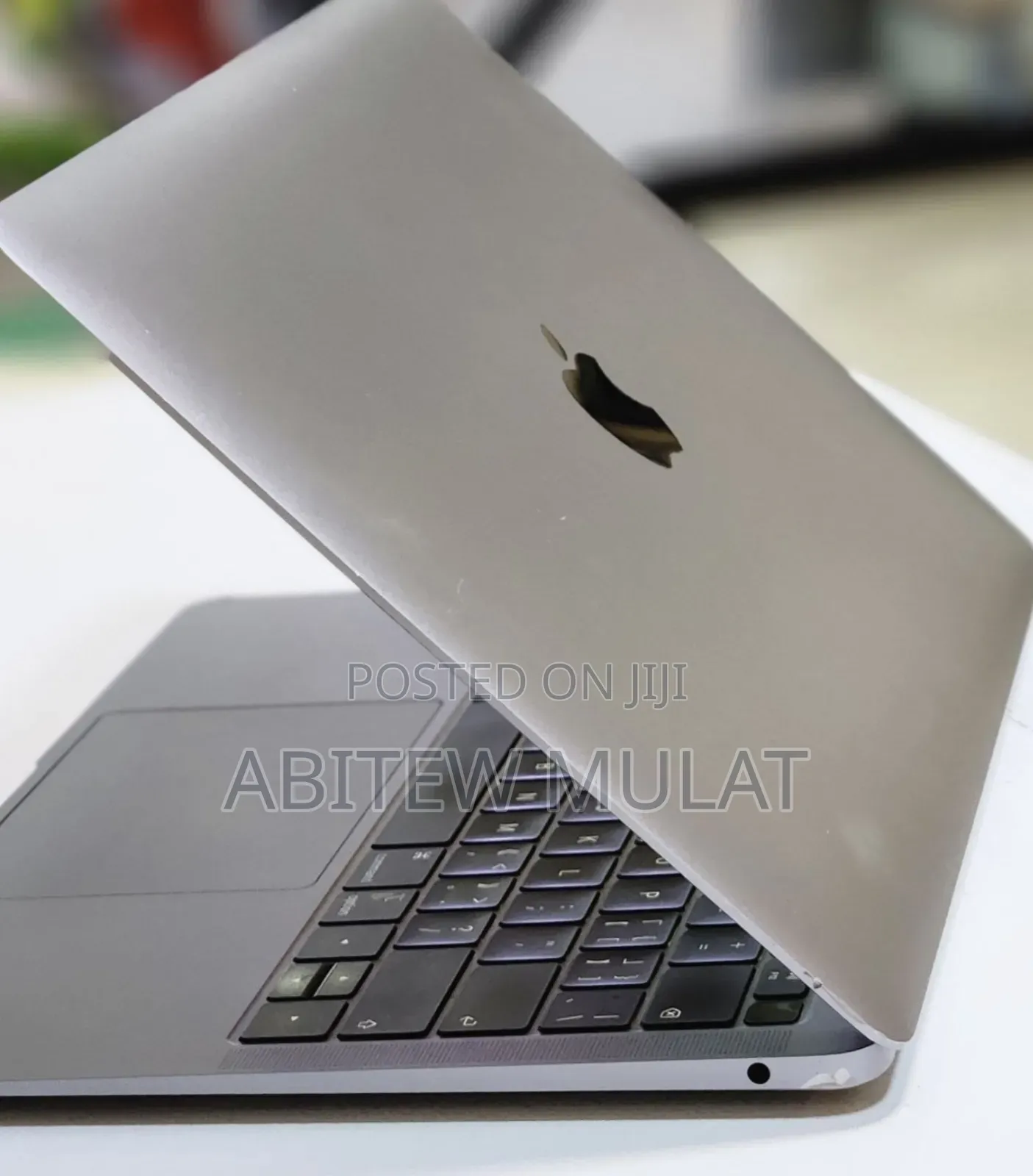 New Laptop Apple MacBook Air 2019 8GB Intel Core i5 SSD 256GB